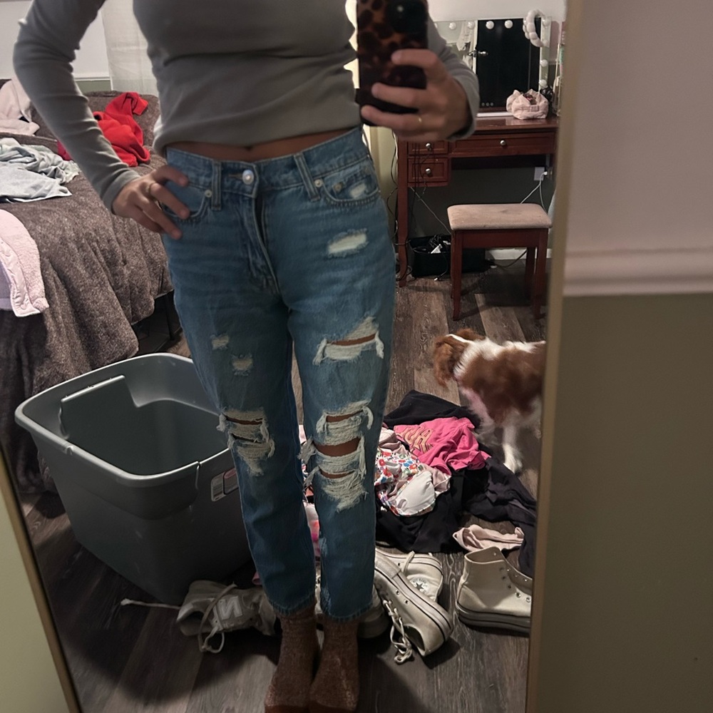 Aeropostale Ripped Light Blue Ankle Jeans